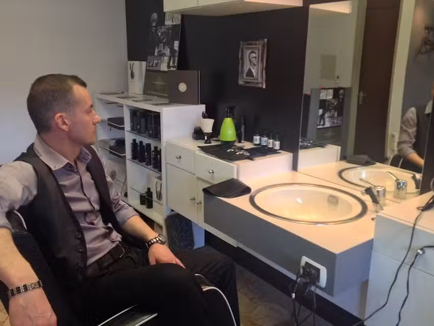 À propos des hommes