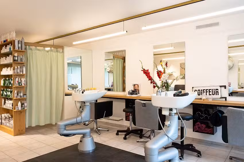 Annemarie Coiffure, Annemarie Nyffeler