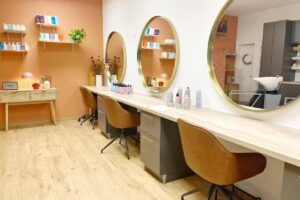 Atelier K, Kristel Val