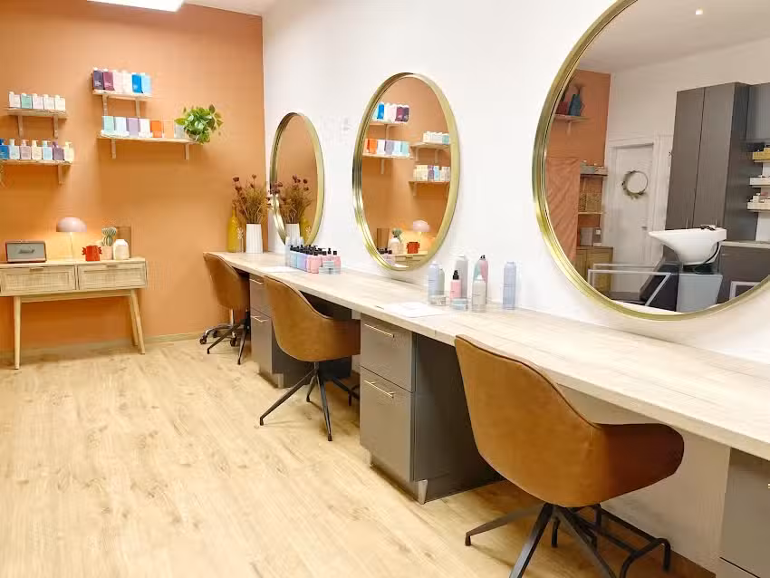 Atelier K, Kristel Val