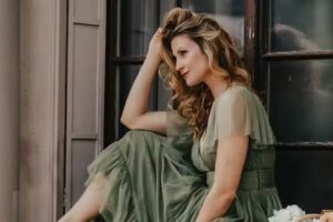 Atelier Lareida Muttenz | Hochzeitsfrisuren, Maskenbildnerin, Visagistin, Make Up, Hairstylistin, Schminkberatung