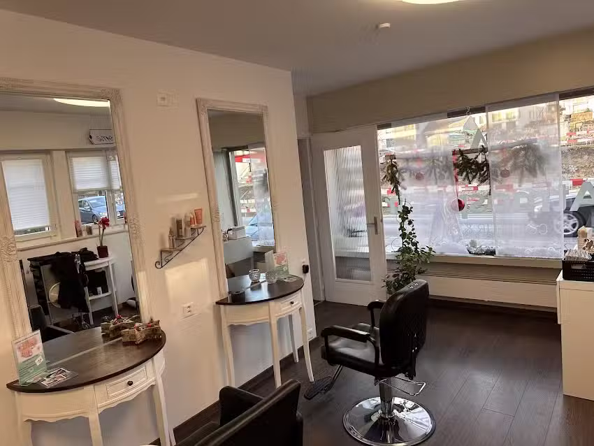 AtmospHair Coiffure Corinne Grünig