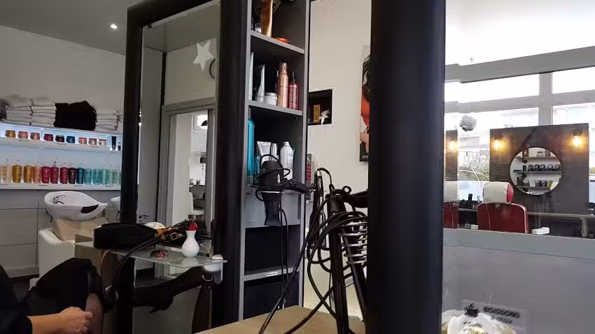Au Carr&eacute; Noir