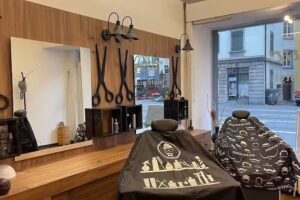 Salon de coiffure, 102 et style de coiffure