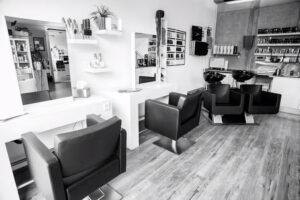Be Beauty GmbH Coiffure, soins des pieds, cosmétiques, manucure