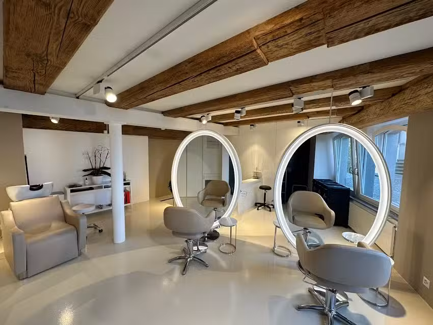 BLONDE.LAB by Caroline Rohwer