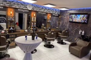 Salone di parrucchiere Karricaj