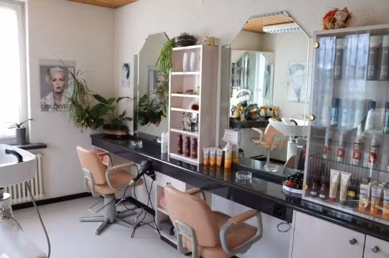 Salone di parrucchiere Monika