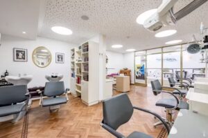 Salone di parrucchiere La Coupe