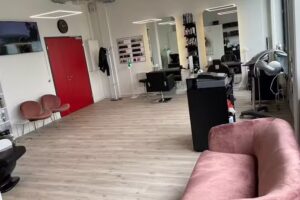 Coiffeur Velvet Luxe – Bachenbülach