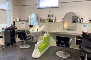 Coiffeur zur Linde
