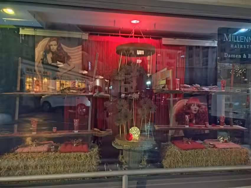 Salone di parrucchiere Millennium Hairstyle