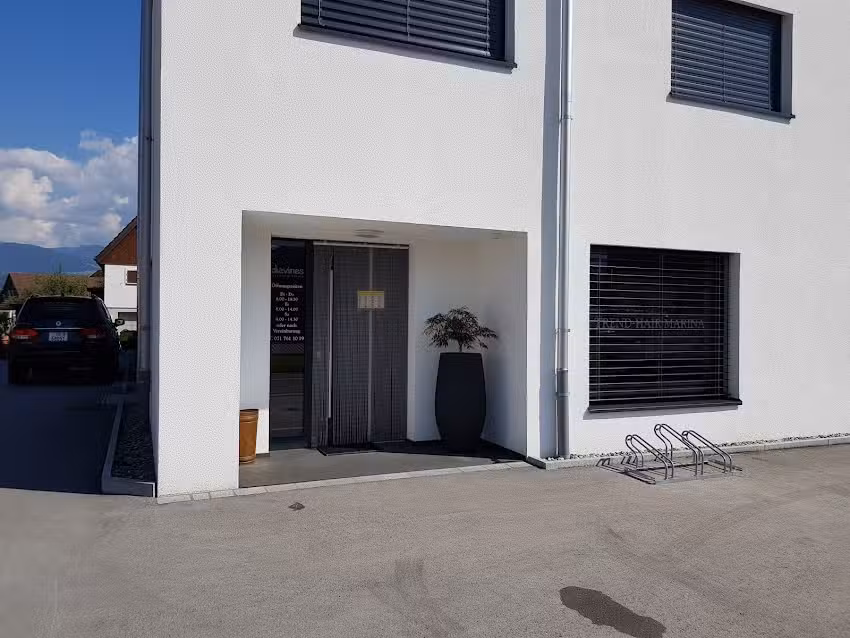 Salone di parrucchiere Trend-Hair Marina