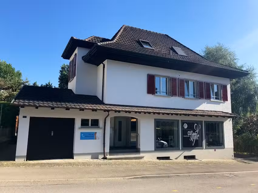 Coiffure CUT AND STYLE