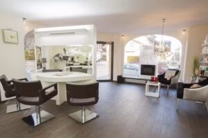 Coiffure Hagmann, Ann Farine successeure