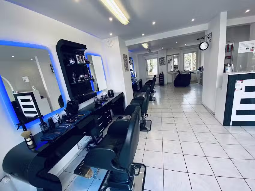 Coiffure ISA BARBER SHOP Damen & Herrn