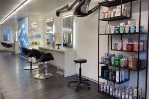 Coiffure Jeunesse, Livia Bucher