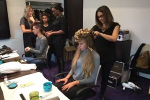 Parrucchiere nella piazza del paese, Wattwil