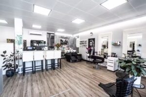 Color Bar Coiffeur
