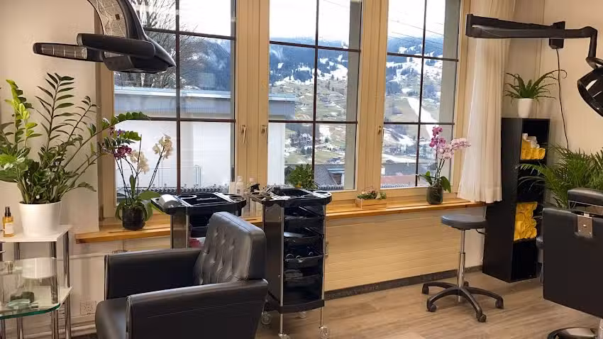 Cukita Parrucchiere e Barbiere