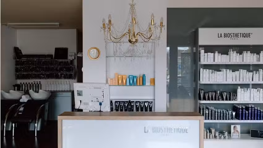 Coupe, couleur et plus encore