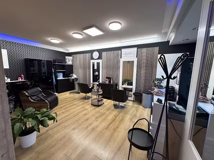 Diamond Hair Salon by Serkan Aktas