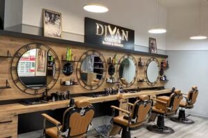 Coiffeur de divan