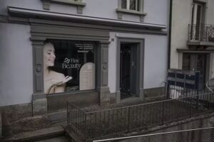 Fine Beauty Sciaffusa