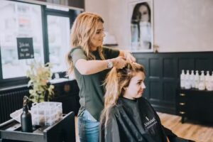 Frisörhandwerk – Oberhofen am Thunersee