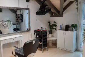 FriSurB Barbara Schoch, Coiffeur