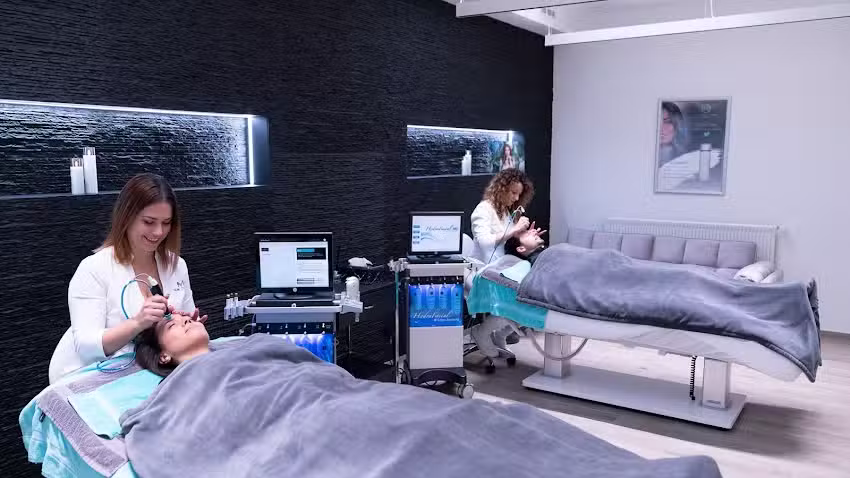 GLAMcosmetic by Kathy Maisch GmbH