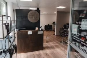 Haar- & Kosmetikstudio | Kosmetik und Coiffeur Bern