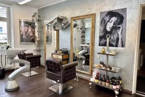 Haarscharf Coiffeur