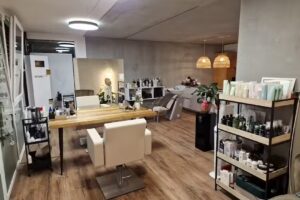 Anita Hair Salon