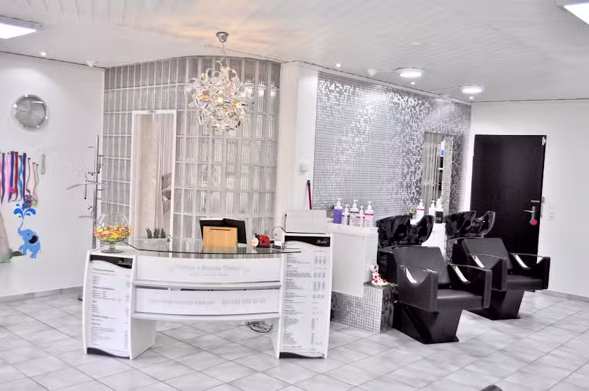 Club di bellezza e parrucchieri