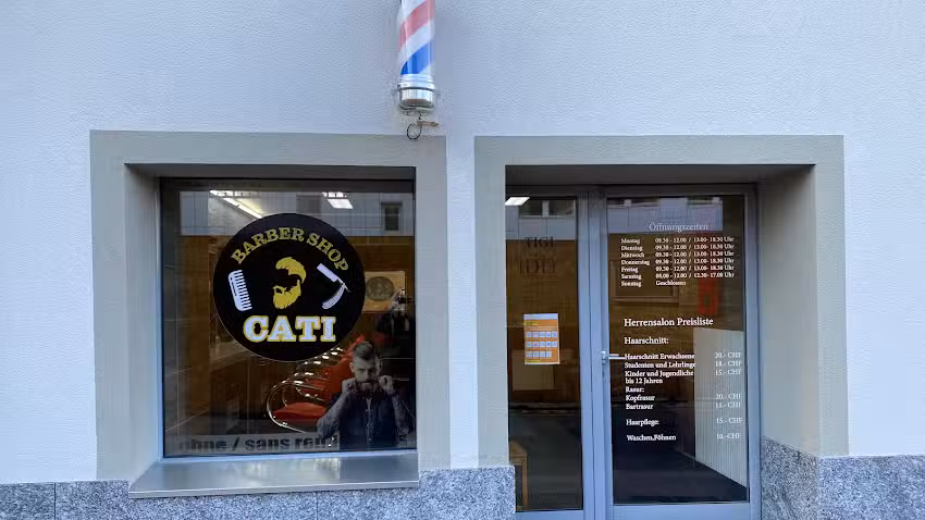 Coupe de cheveux Cati