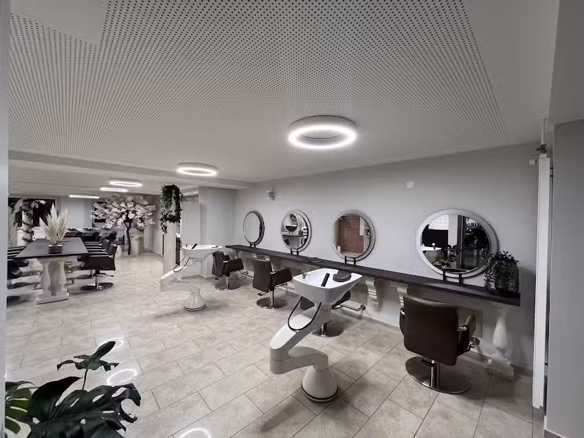 Hair Fashion by Laura Tschaggelar