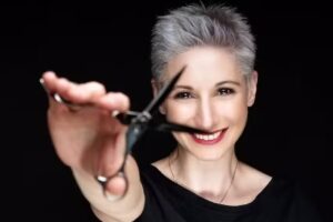 Coiffure et maquillage stylés