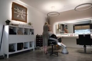 Hairlounge by Michelle Brändle