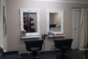 Acconciatura Hairmes di Kim