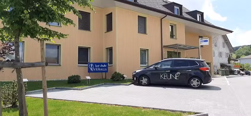 Karin Enz Hair Studio | Donne, uomini e bambini