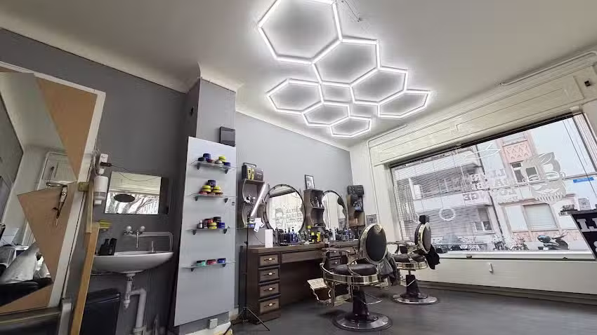 Illyrian Barber Basel