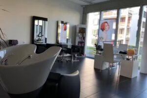 INFINITY BEAUTY & HAIR