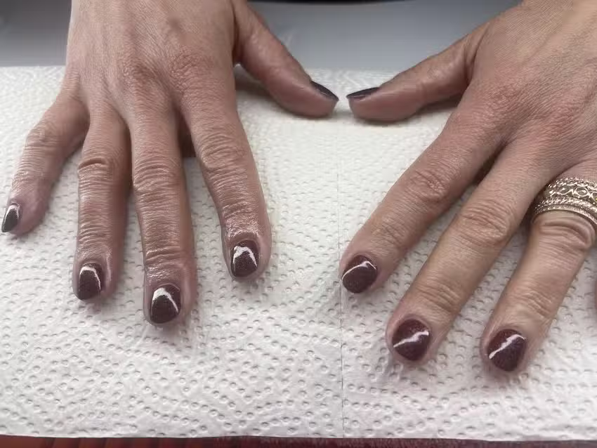 Centro estetico e per unghie Ixten