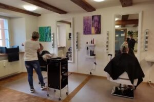 kc Kathi Parrucchiera