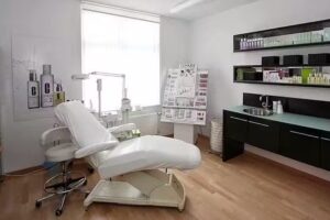 Kosmetikinstitut Beauty-CLINIQUE