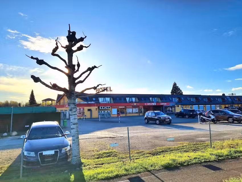 Acconciatura lacostyle, Mäder Ingrid – Avenches