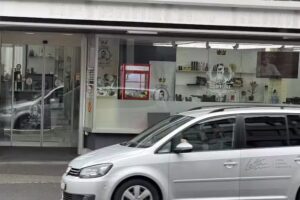 Le Prince coiffure Dinari