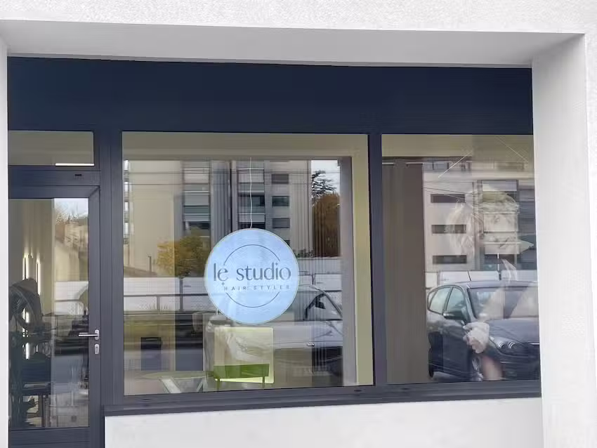 Le Studio hair styler | Versoix