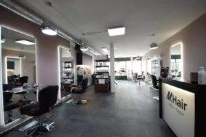 M. Acconciatore, visagiste, colorista